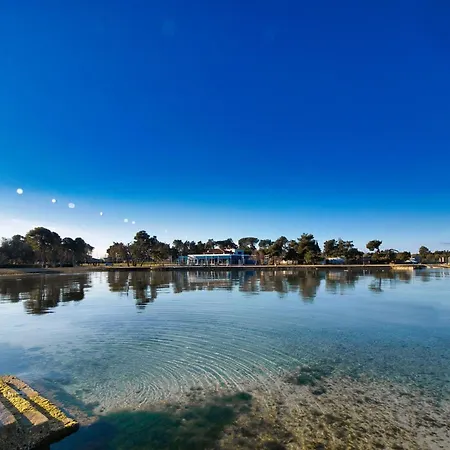 Beach Paradise Apartments