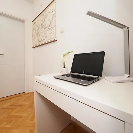 Beach Paradise Apartments * Zadar