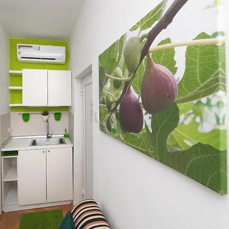 Beach Paradise Apartments Apartman *
